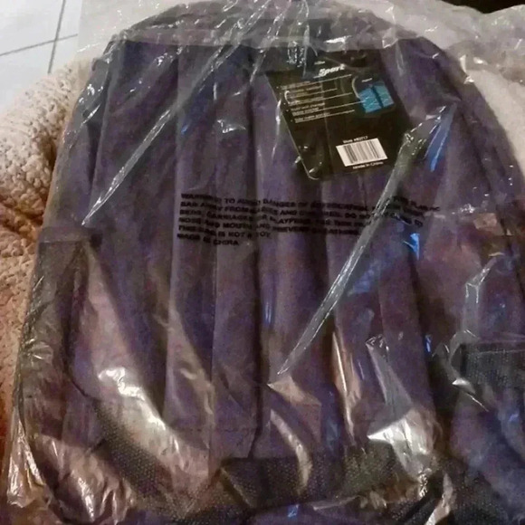 NWT backpack for kids or adults. Navy blue - Picture 4 of 4